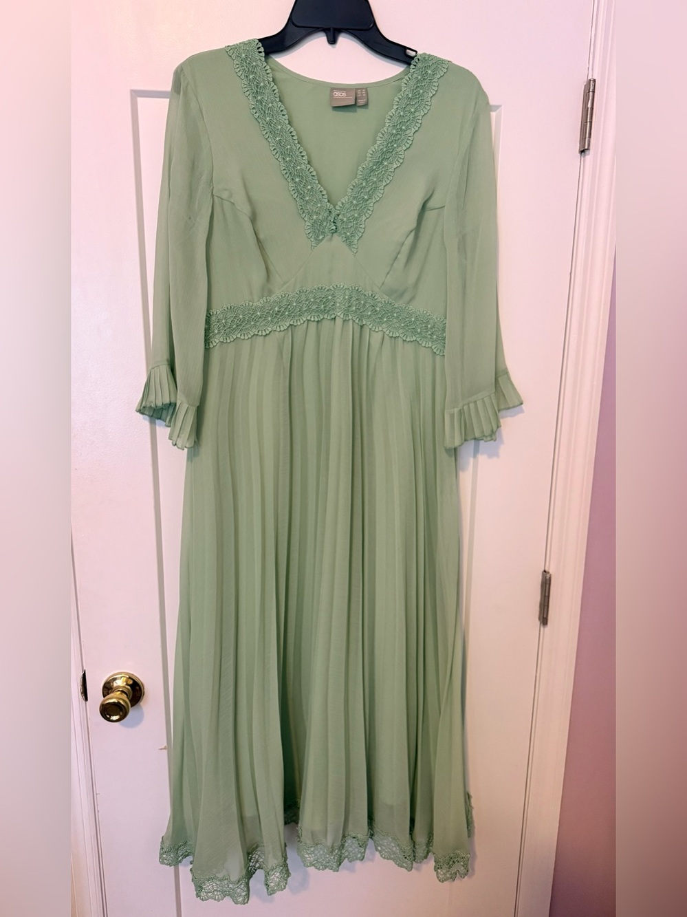 ASOS Mint Green Pleated Maxi Dress with Lace Trim - Picture 2 of 3